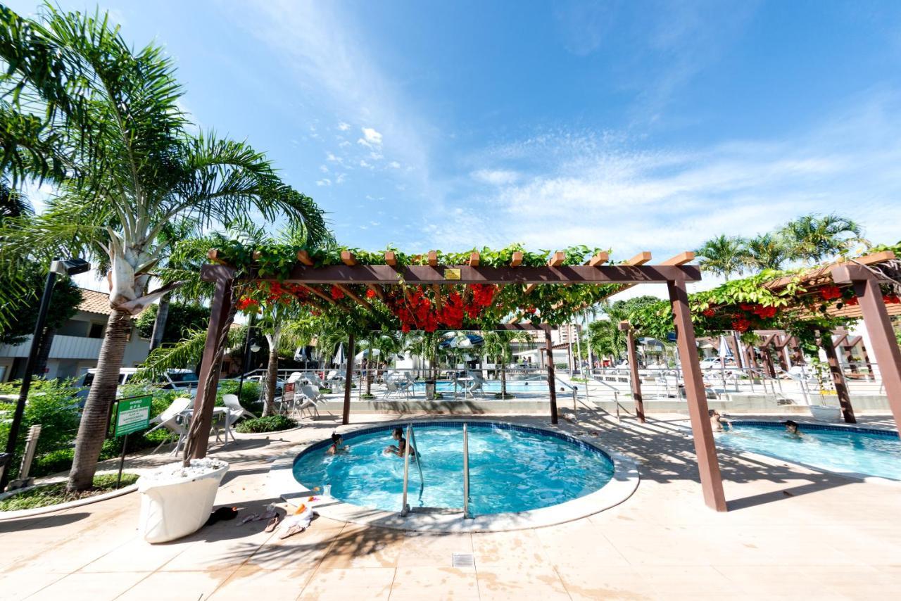 Condominio Diroma Resorts Internacional Flats Калдас Новас Екстериор снимка